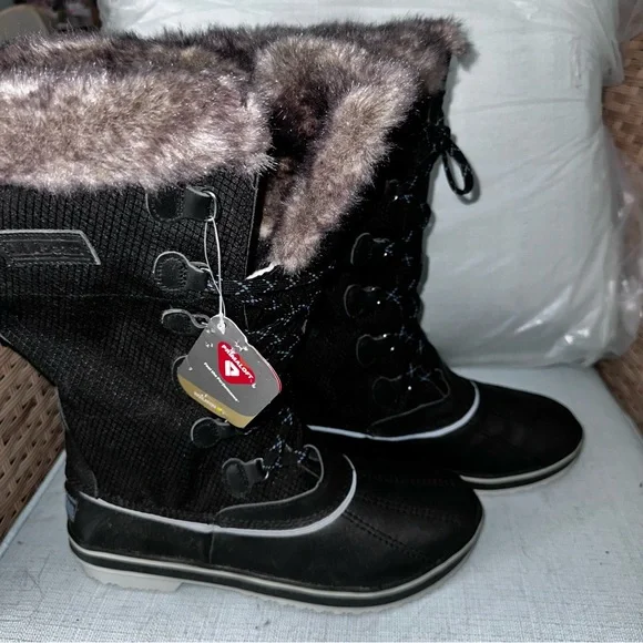 L.L. Bean Primaloft Women's Dark Blue Winter Boots with Fur Trim - Picture 4 of 8